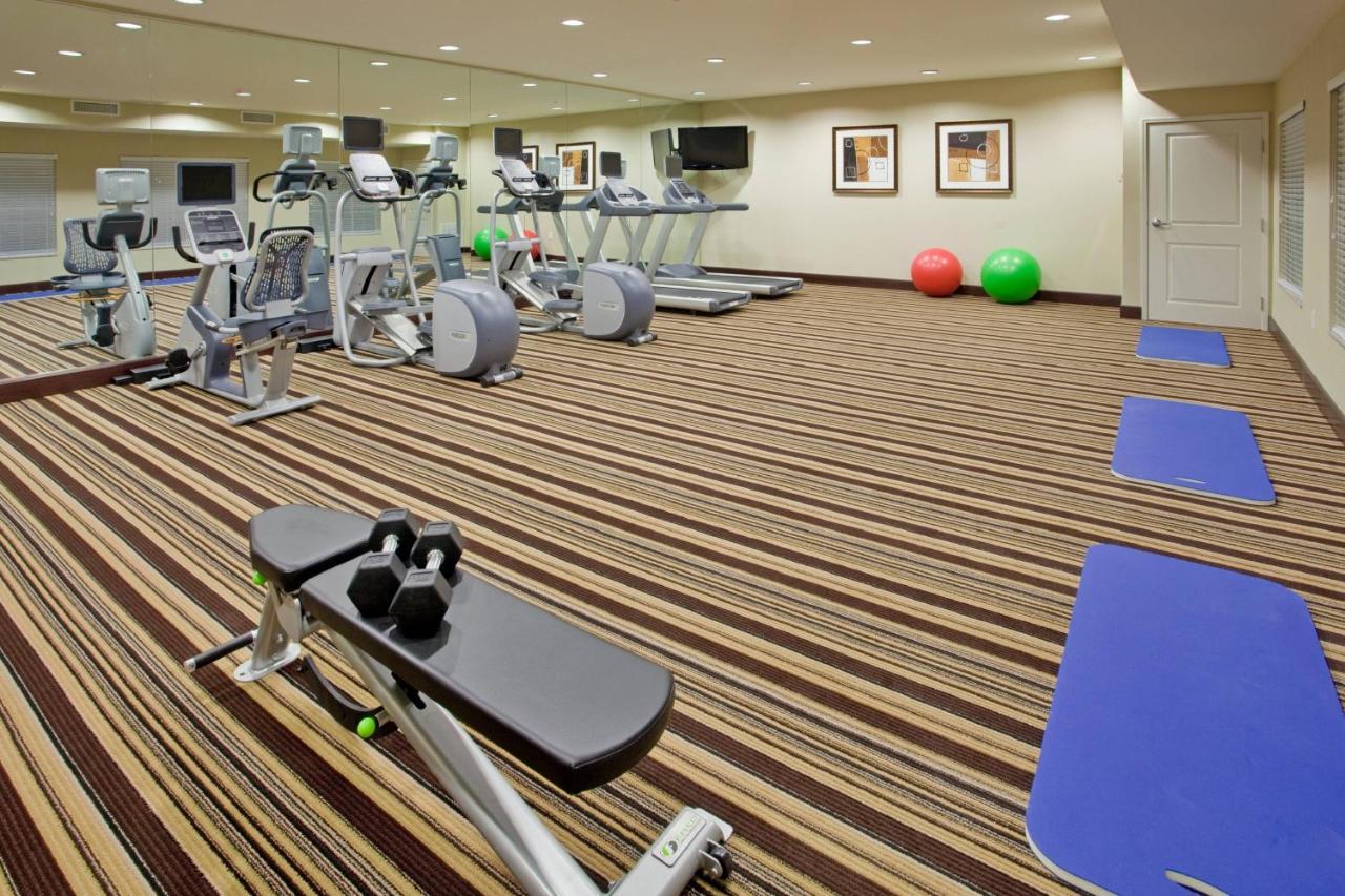 Residence Inn Odessa 3*