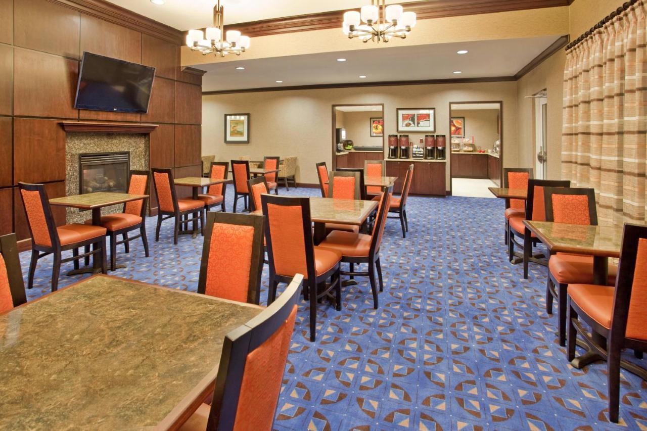 Residence Inn Odessa 3*
